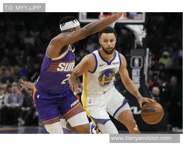 快船与勇士激战12年经典对决直播回顾精彩瞬间解析